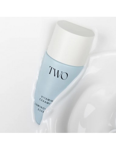 TWO POLES LUMINOUS MILK ESSENCE 80ML